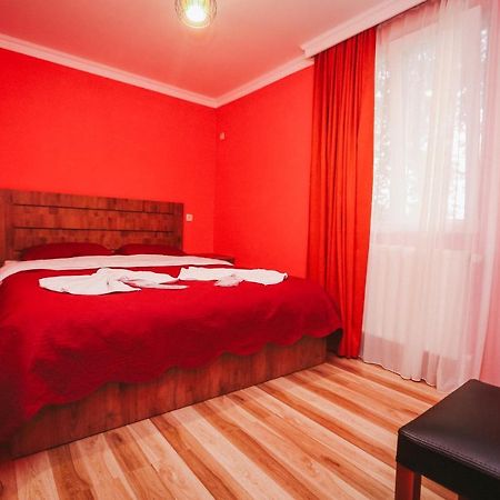 Bebo Babu Guest House Кутаиси Экстерьер фото