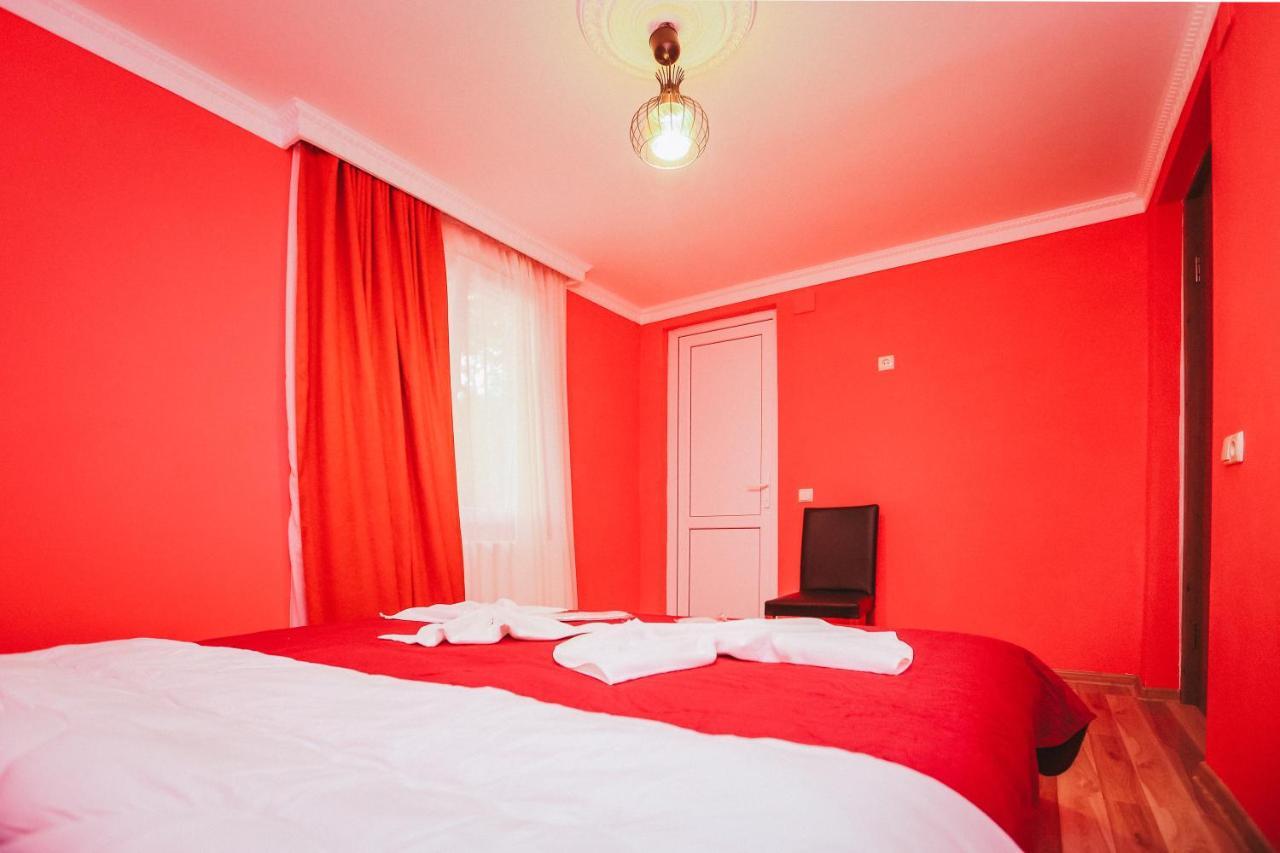 Bebo Babu Guest House Кутаиси Экстерьер фото
