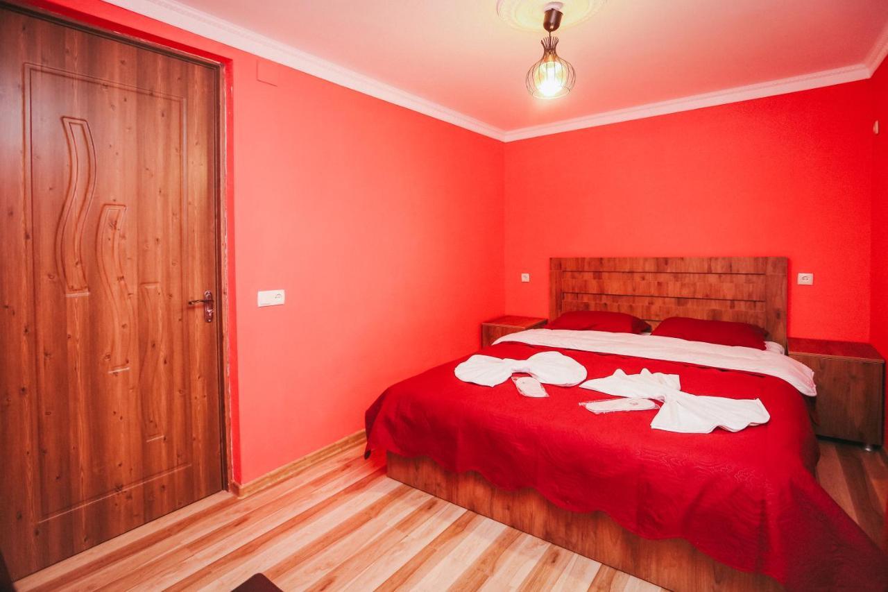 Bebo Babu Guest House Кутаиси Экстерьер фото