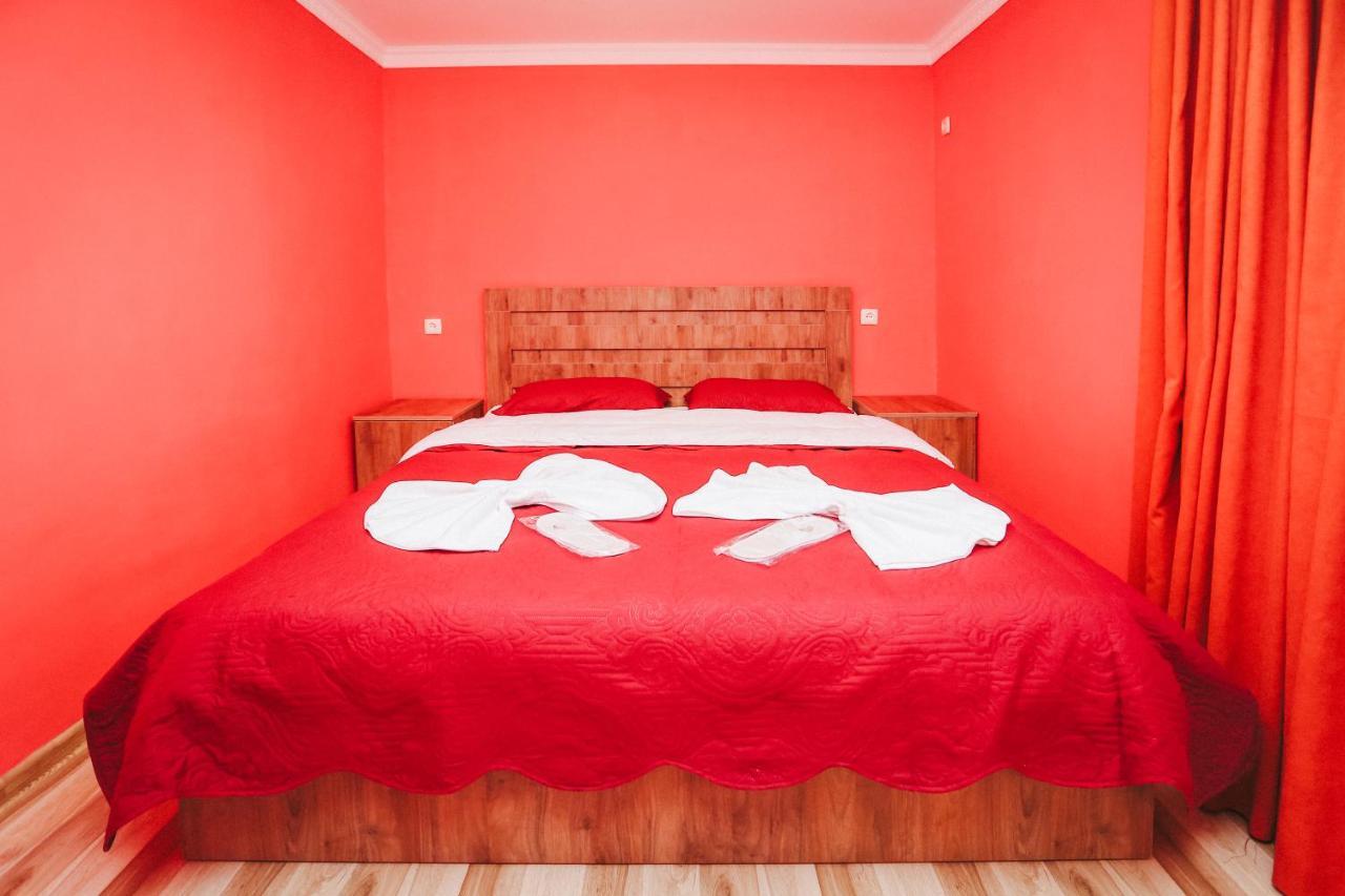 Bebo Babu Guest House Кутаиси Экстерьер фото
