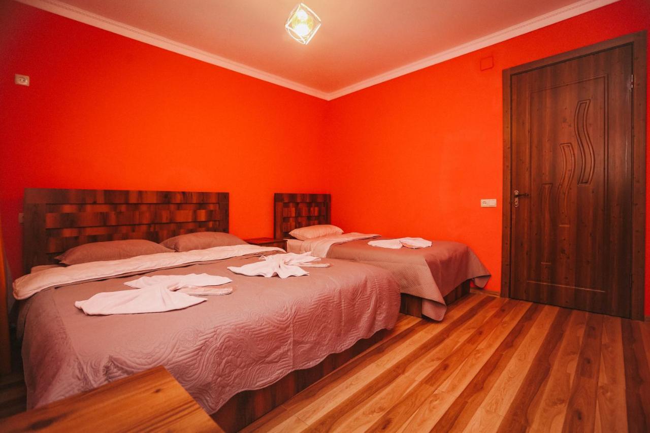 Bebo Babu Guest House Кутаиси Экстерьер фото